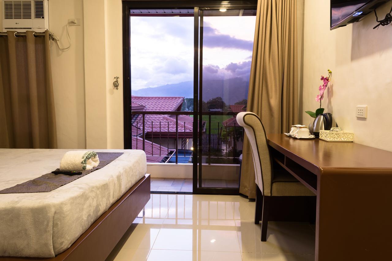 Maruyog'S Ridge Convention Center Hotel Quezon City Bagian luar foto