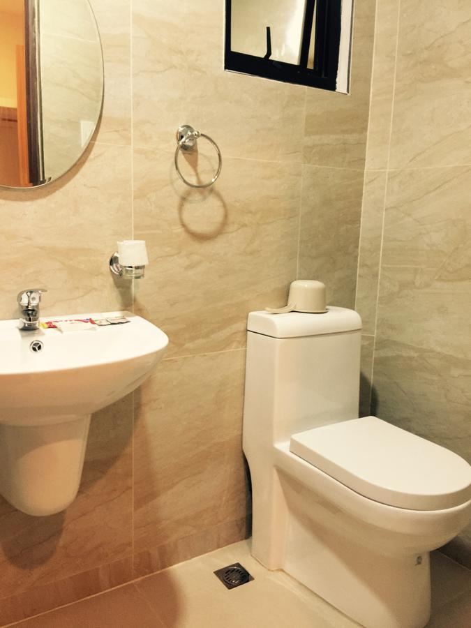 Maruyog'S Ridge Convention Center Hotel Quezon City Bagian luar foto