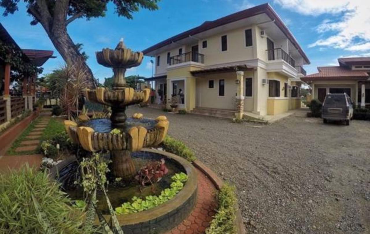 Maruyog'S Ridge Convention Center Hotel Quezon City Bagian luar foto