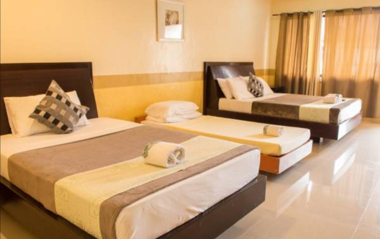 Maruyog'S Ridge Convention Center Hotel Quezon City Bagian luar foto