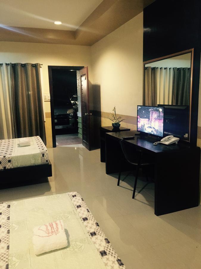 Maruyog'S Ridge Convention Center Hotel Quezon City Bagian luar foto